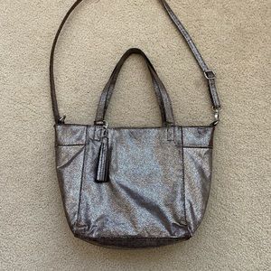 Shimmery metallic changeable crossbody purse from Buckle